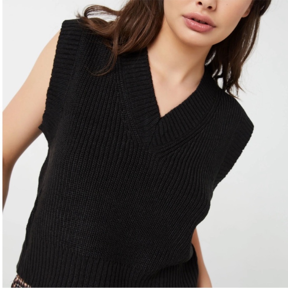 Ardene knit sweater vest